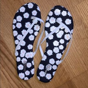 Charlotte Russe Size 8 Daisy Sandals